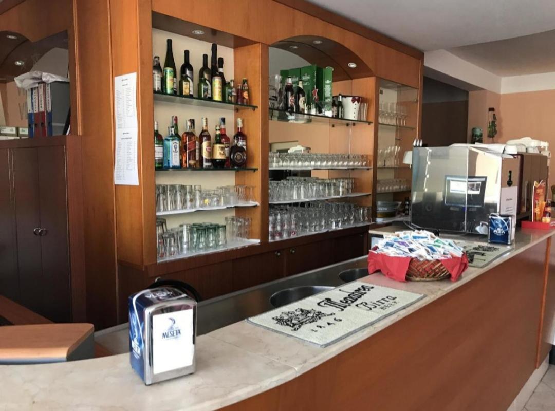 Hotel Villa Vera リミニ エクステリア 写真